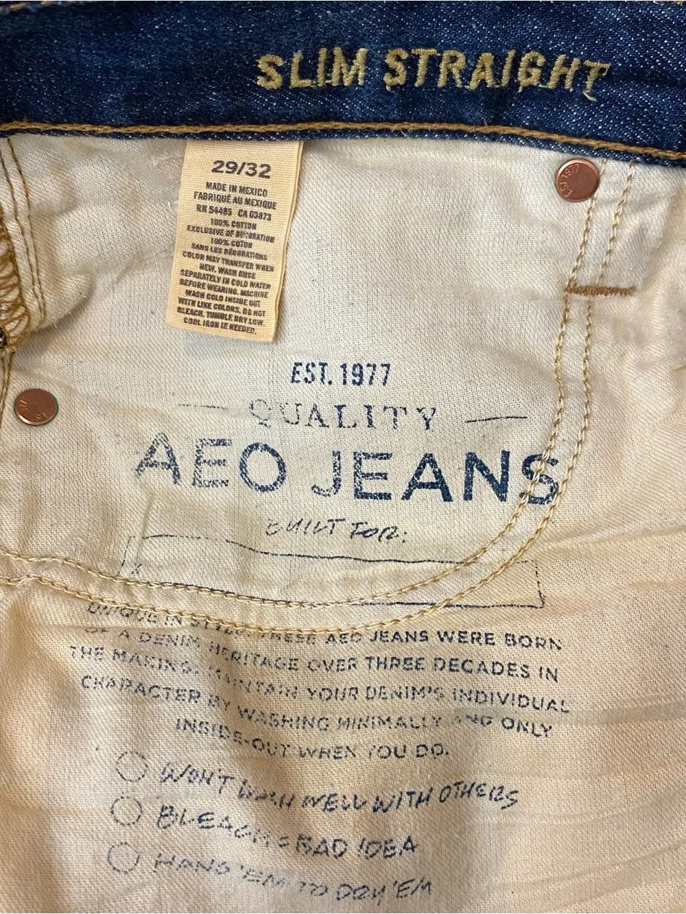 American Eagle Outfitters Men's Medium Wash Straight Bootcut Jeans Size 29x32